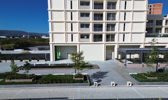 Foto de inmueble en avenida Naciones Unidas, Col. La Toscana C.P. 45136, Zapopan
