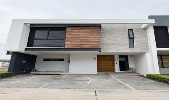 Foto de inmueble en Av de la Pradera, Col. La Venta Del Astillero C.P. 45221, Zapopan