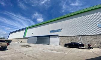 Foto de inmueble en Av los pinos, Col. La Venta Del Astillero C.P. 45221, Zapopan