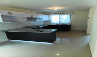 Foto de inmueble en av de la pradera, Col. La Venta Del Astillero C.P. 45221, Zapopan
