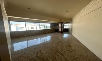 Foto de inmueble en Av. López Mateos, Col. Ladrón de Guevara C.P. 44600, Guadalajara