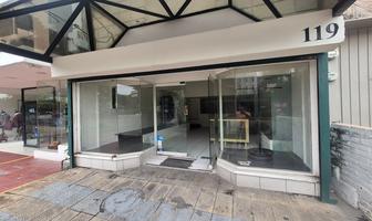 Foto de inmueble en Avenida Chapultepec, Col. Ladrón de Guevara C.P. 44600, Guadalajara