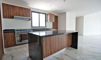 Foto de inmueble en av adolfo lopez mateos, Col. Las Águilas C.P. 45080, Zapopan