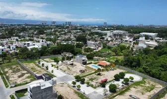 Foto de inmueble en Avenida de Los Poetas #S/N, Col. Lisboa C.P. 48290, Puerto Vallarta