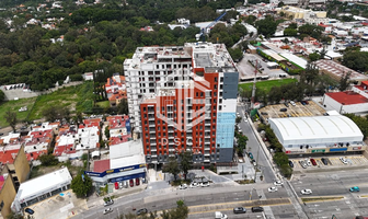 Foto de inmueble en Av de las Americas, Col. Loma Blanca C.P. 45167, Zapopan