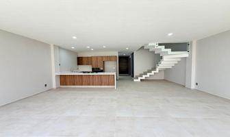 Foto de inmueble en Prolongacion Avenida Las Fuentes, Col. Loma Bonita Ejidal C.P. 45608, San Pedro Tlaquepaque