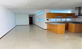 Foto de inmueble en Paseo Puesta del Sol No. 4003-7 #4003, Col. Lomas Altas C.P. 45128, Zapopan