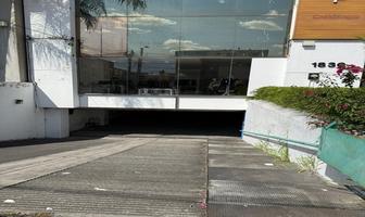 Foto de inmueble en Avenida Plan de San Luis #1840, Col. Lomas Del Country C.P. 44610, Guadalajara