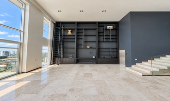 Foto de inmueble en Paseo Lomas Altas, Col. Lomas Del Valle C.P. 45129, Zapopan