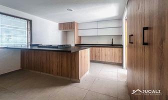 Foto de inmueble en Paseo Lomas Altas, Col. Lomas Del Valle C.P. 45129, Zapopan