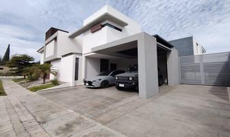 Foto de inmueble en Avenida Ramon Corona 300, Col. Los Naranjos Residencial C.P. 45600, San Pedro Tlaquepaque