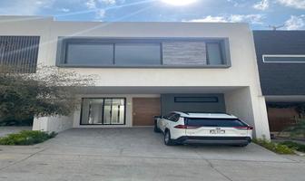Foto de inmueble en Avenida Madeiras, Col. Madeiras C.P. 45134, Zapopan