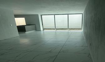 Foto de inmueble en av guadalajara, Col. Madeiras C.P. 45134, Zapopan