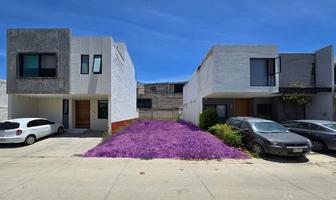 Foto de inmueble en av madeiras, Col. Madeiras C.P. 45134, Zapopan