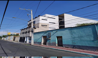 Foto de inmueble en Av plan de San Luis, Col. Mezquitan Country C.P. 44260, Guadalajara