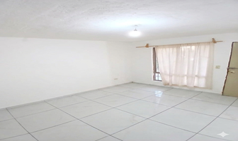 Foto de inmueble en YAQUIS, Col. Monraz C.P. 44670, Guadalajara