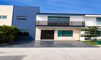 Foto de inmueble en Boulevard Valle del Silicio, Col. Nueva Galicia Residencial C.P. 45645, Tlajomulco de Zúñiga