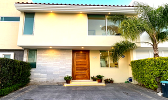 Foto de inmueble en Calle Blvd. Valle del Silicio, Col. Nueva Galicia Residencial C.P. 45645, Tlajomulco de Zúñiga