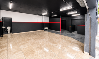 Foto de inmueble en Calzada Juan Pablo ll, Col. Oblatos C.P. 44700, Guadalajara