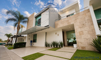 Foto de inmueble en Av. Verona, Col. Olivos Residencial C.P. 45019, Zapopan