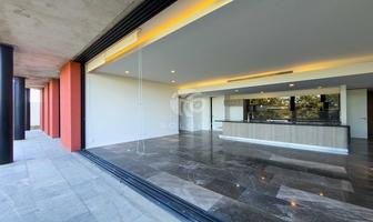 Foto de inmueble en Av. Paseao La Toscana, Col. Parque Real C.P. 45136, Zapopan
