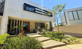 Foto de inmueble en Av. Paseo Toscana, Col. Parque Real C.P. 45136, Zapopan