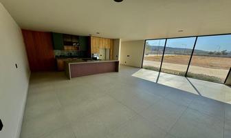 Foto de inmueble en C. Paseo del Nte., Col. Parques Vallarta C.P. 45222, Zapopan