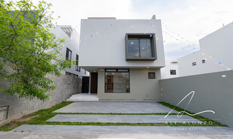 Foto de inmueble en Paseo de la Estrella, Col. Parques Vallarta C.P. 45222, Zapopan