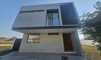 Foto de inmueble en paseo de la estrella, Col. Parques Vallarta C.P. 45222, Zapopan