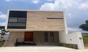 Foto de inmueble en Paseo de la estrella, Col. Periquera C.P. 45134, Zapopan