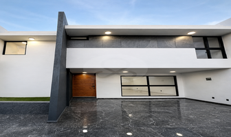 Foto de inmueble en Calle Cancun 5900, Col. Pinar de La Calma C.P. 45080, Zapopan