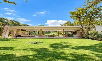 Foto de inmueble en Paseo de la Rosa Morada, Col. Pinar de La Venta C.P. 45221, Zapopan