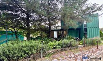 Foto de inmueble en Paseo del Laurel, Col. Pinar de La Venta C.P. 45221, Zapopan