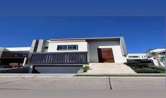 Foto de inmueble en Circuito puerta del sol, Col. Puerta Plata C.P. 45116, Zapopan