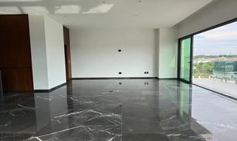 Foto de inmueble en av universidad, Col. Puerta Plata C.P. 45116, Zapopan