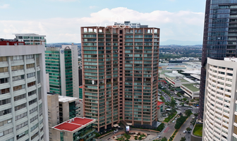 Foto de inmueble en Av. Empresarios, Col. Puerta de Hierro C.P. 45116, Zapopan