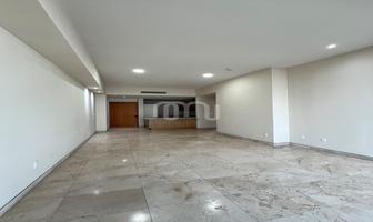 Foto de inmueble en Blvd Puerta de Hierro, Col. Puerta de Hierro C.P. 45116, Zapopan