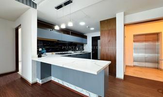 Foto de inmueble en Blvrd Puerta de Hierro, Col. Puerta de Hierro C.P. 45116, Zapopan