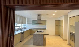 Foto de inmueble en Paseo de los Virreyes, Col. Puerta de Hierro C.P. 45116, Zapopan