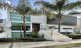 Foto de inmueble en AV ACUEDUCTO, Col. Puerta del Bosque C.P. 45116, Zapopan
