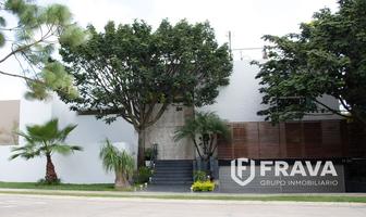 Foto de inmueble en AVENIDA UNIVERSIDAD, Col. Puerta del Bosque C.P. 45066, Zapopan