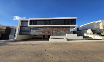 Foto de inmueble en Av. Universidad, Puerta del Bosque, Zapopan, Jalisco, Col. Puerta del Bosque C.P. 45116, Zapopan