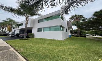Foto de inmueble en Av Universidad, Col. Puerta del Bosque C.P. 45116, Zapopan
