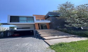 Foto de inmueble en Av. Universidad, Col. Puerta las Lomas C.P. 45115, Zapopan