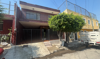 Foto de inmueble en Julián Vázquez, Col. Rancho Nuevo 1ra. Sección C.P. 44240, Guadalajara