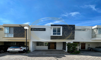 Foto de inmueble en Av Quintas del Bosque, Col. Real Del Bosque C.P. 45130, Zapopan