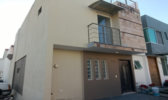 Foto de inmueble en Avenida de las flores, Col. Real de Valdepeñas II C.P. 45133, Zapopan