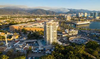 Foto de inmueble en Río Amarillo, Col. Residencial Fluvial Vallarta C.P. 48312, Puerto Vallarta