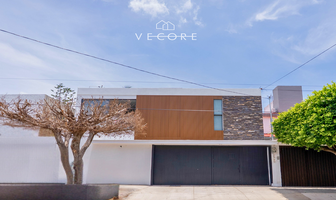 Foto de inmueble en Esmeralda, Col. Residencial Victoria C.P. 45089, Zapopan