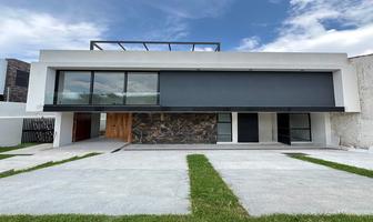 Foto de inmueble en De los pinos, Col. Residencial el Bosque C.P. 45237, Zapopan
